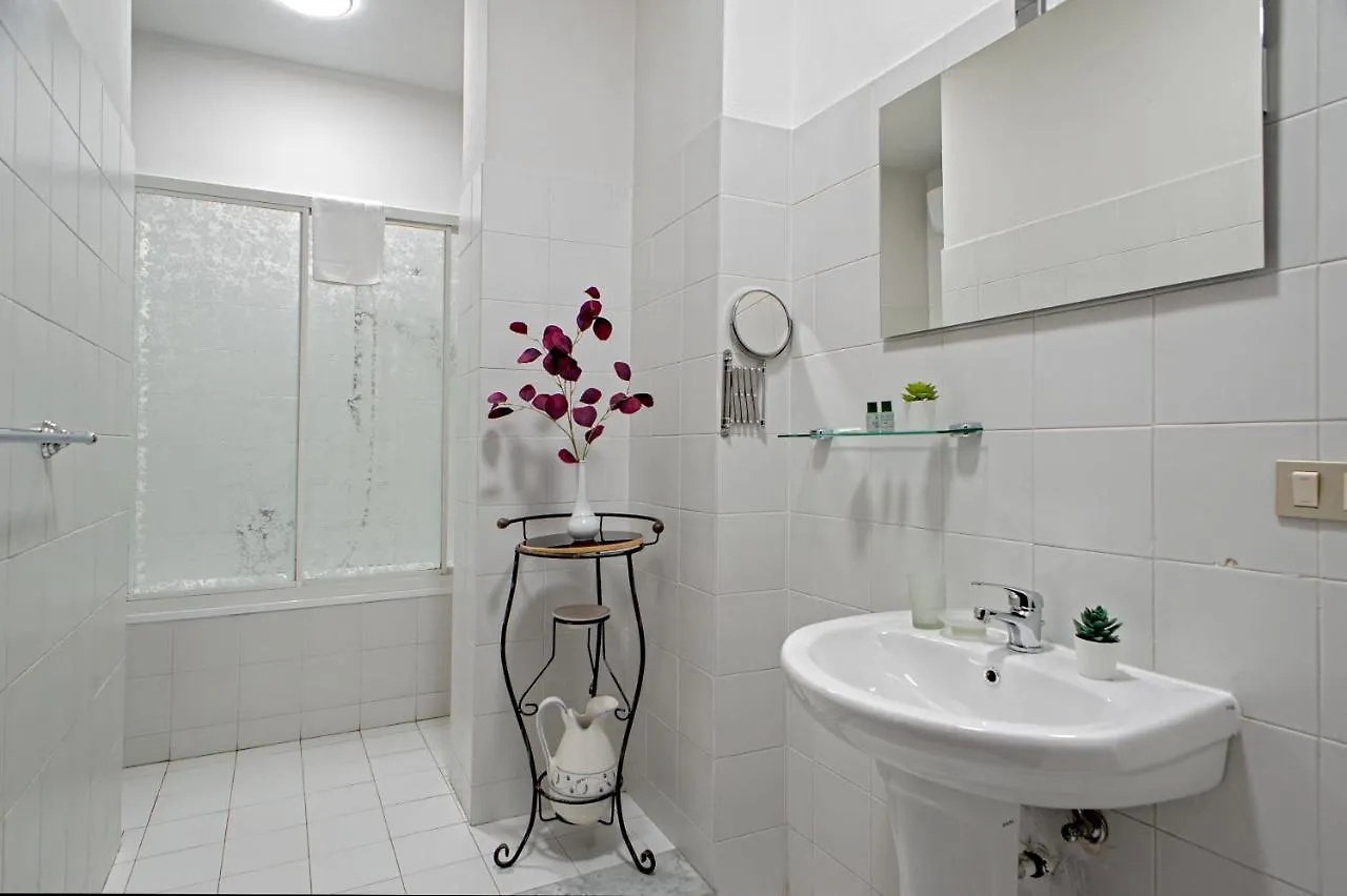 Apartment The Journalist House By Pleiades Home Livorno